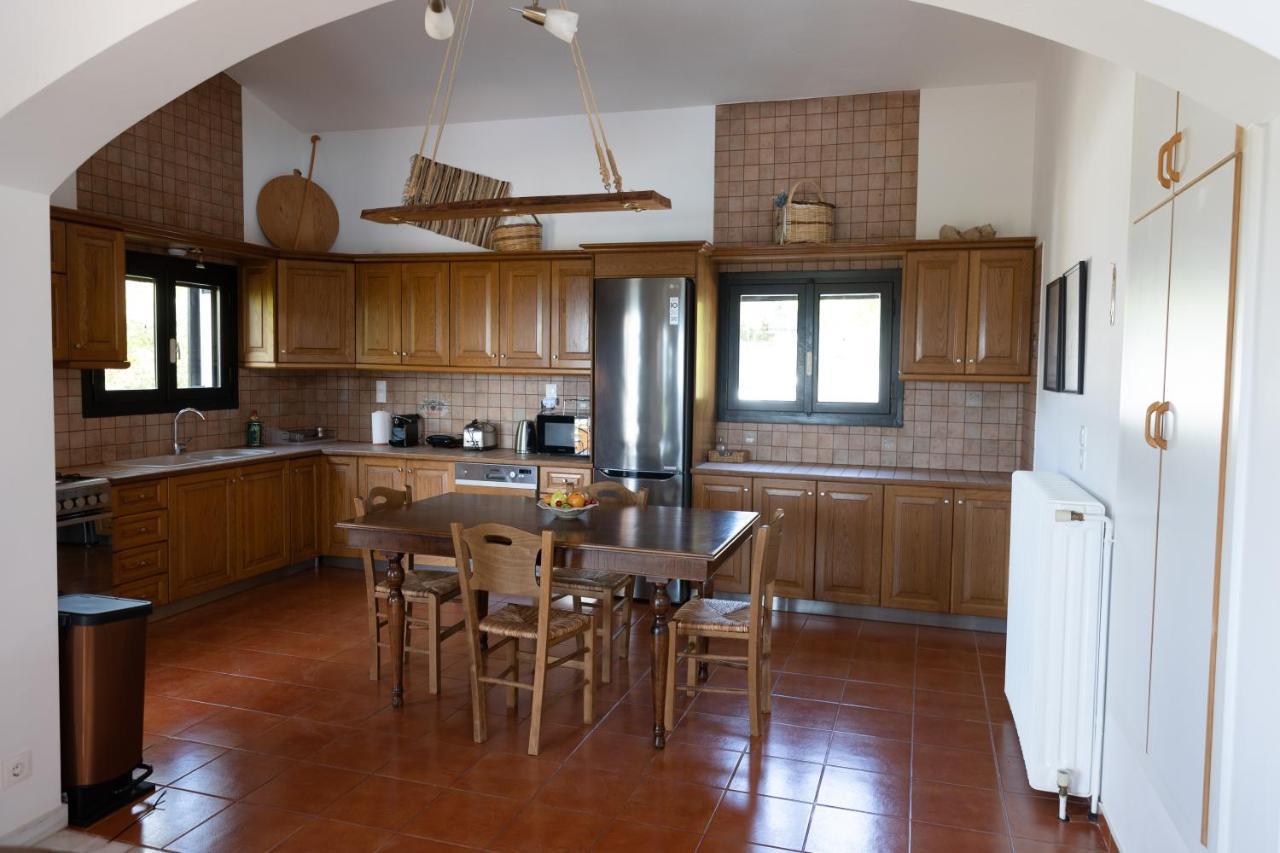 Kouvelia Country Home Luxury Villa Rental Nerotriviá 外观 照片