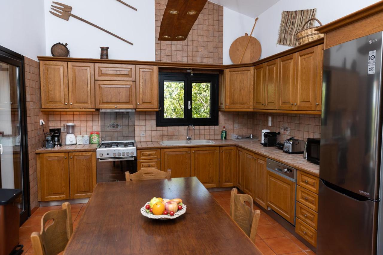Kouvelia Country Home Luxury Villa Rental Nerotriviá 外观 照片